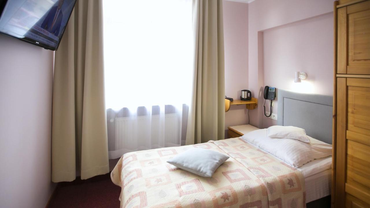 Hotel Unibus Bielsk Podlaski Exteriér fotografie