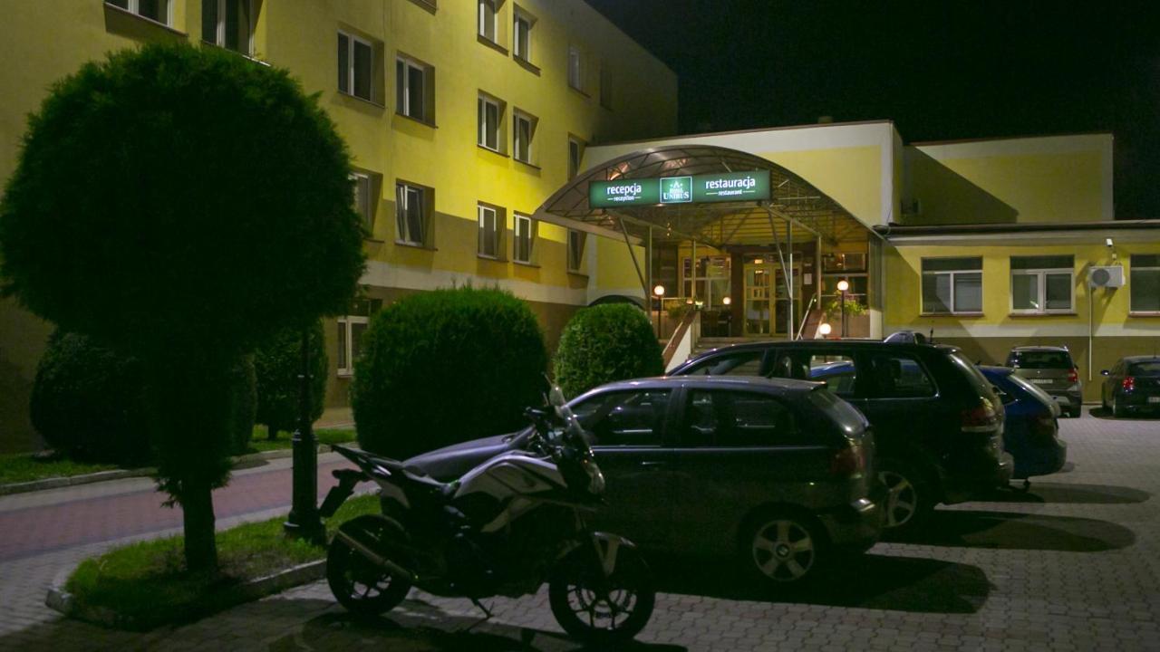 Hotel Unibus Bielsk Podlaski Exteriér fotografie