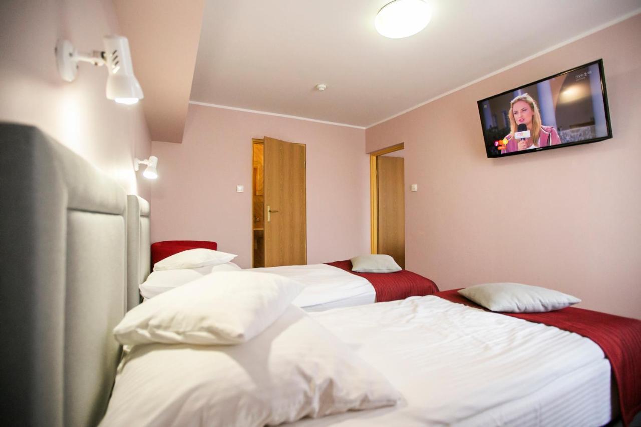 Hotel Unibus Bielsk Podlaski Exteriér fotografie